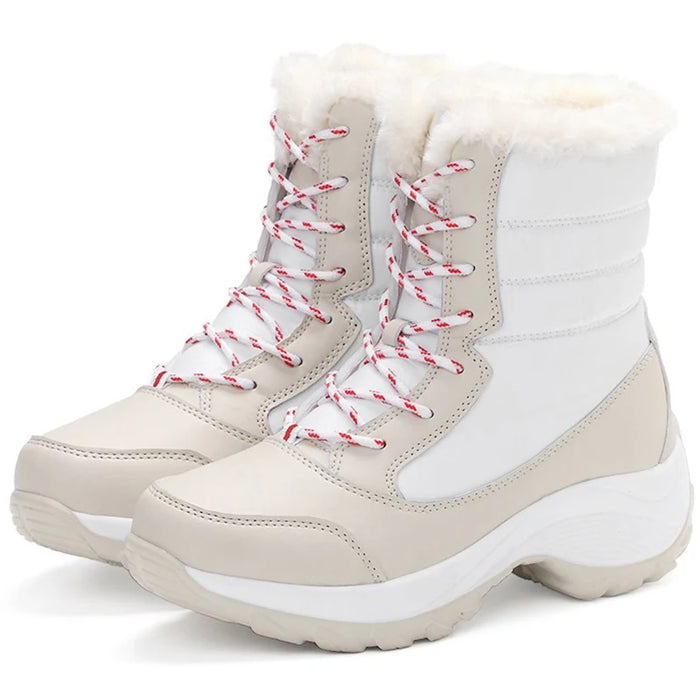 women's heeled winter boots White